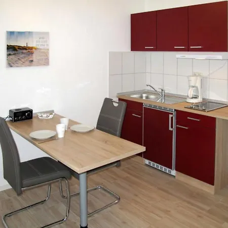 Haus Wolkenlos 아파트 Bannemin